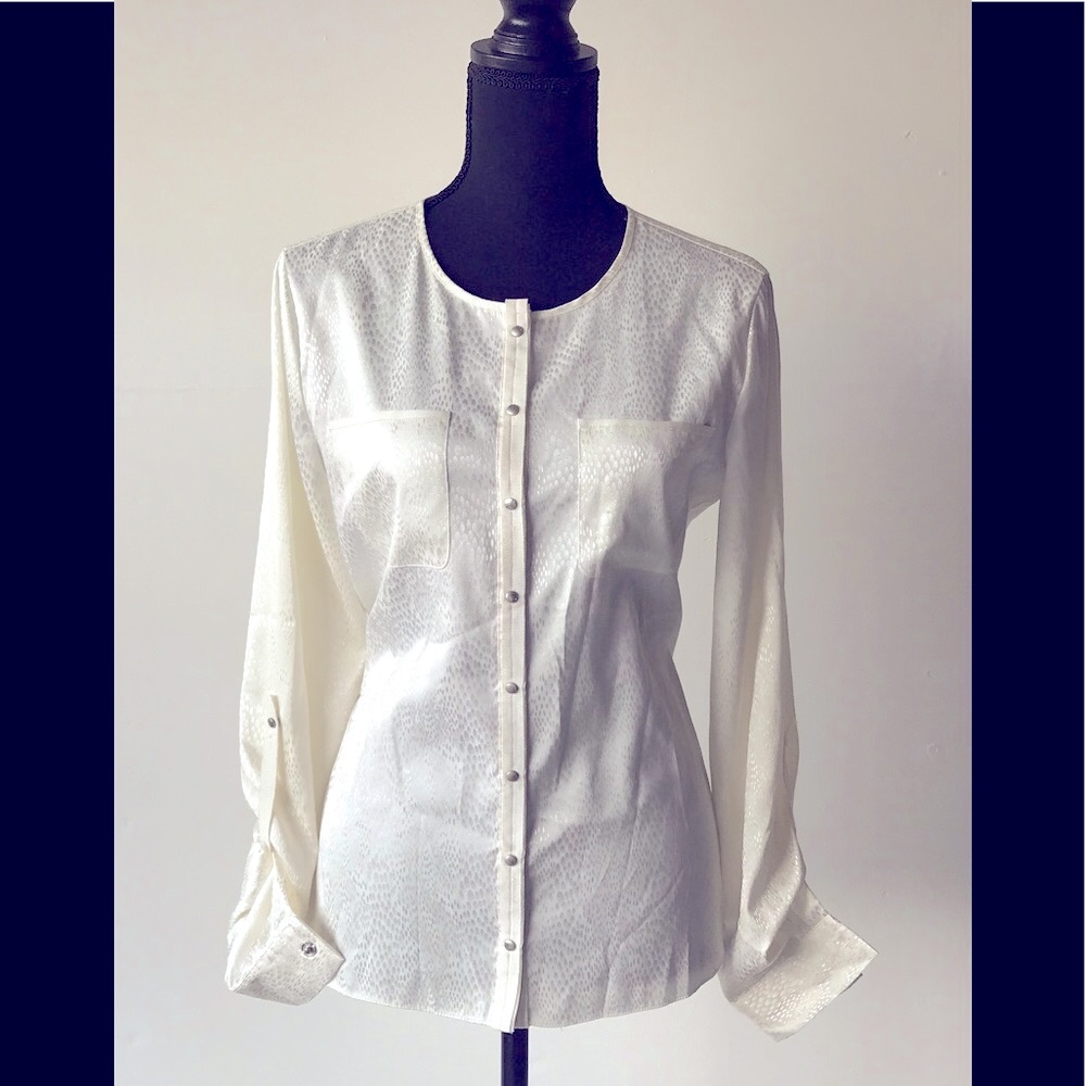 📌 TAHARI Top | Sz S Long Sleeved | Cream Snap To Close 💋 - Picture 3 of 9